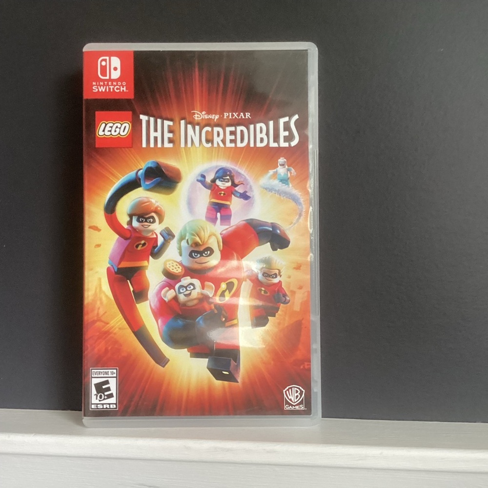 The Incredibles Nintendo Switch Game - excellent condition!
